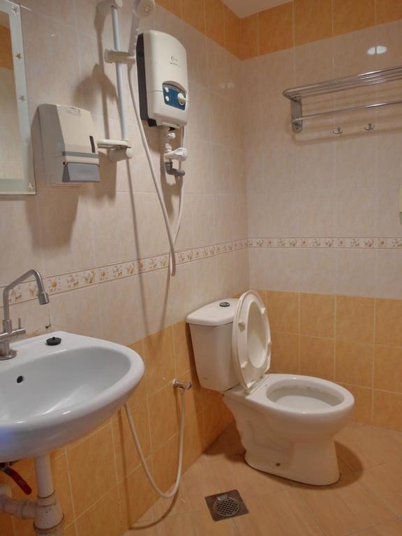 Sunnie Hotel Johor Bahru Quarto foto